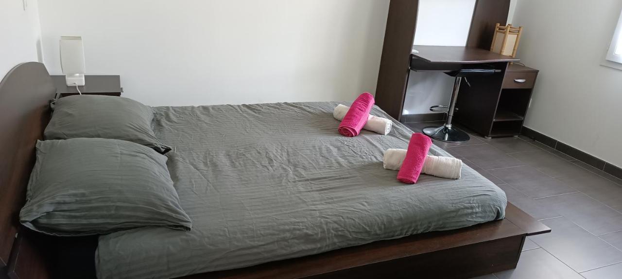 La Serenite La Châtre Dış mekan fotoğraf